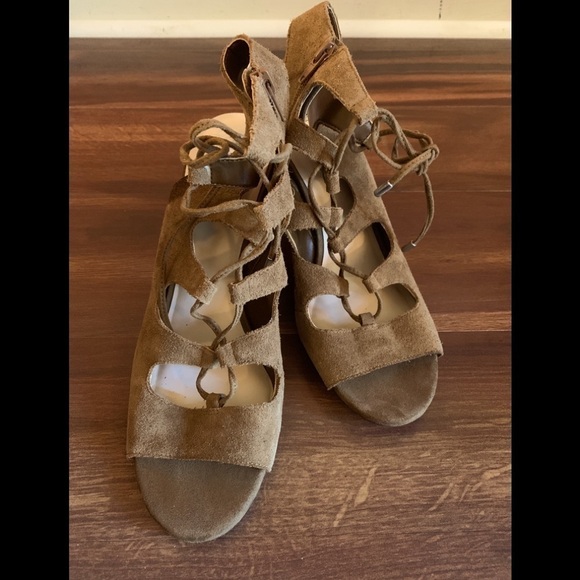🍂SALE🍂 INC Brown Suede Leather Heeled Sandals Size 10 - Picture 2 of 14